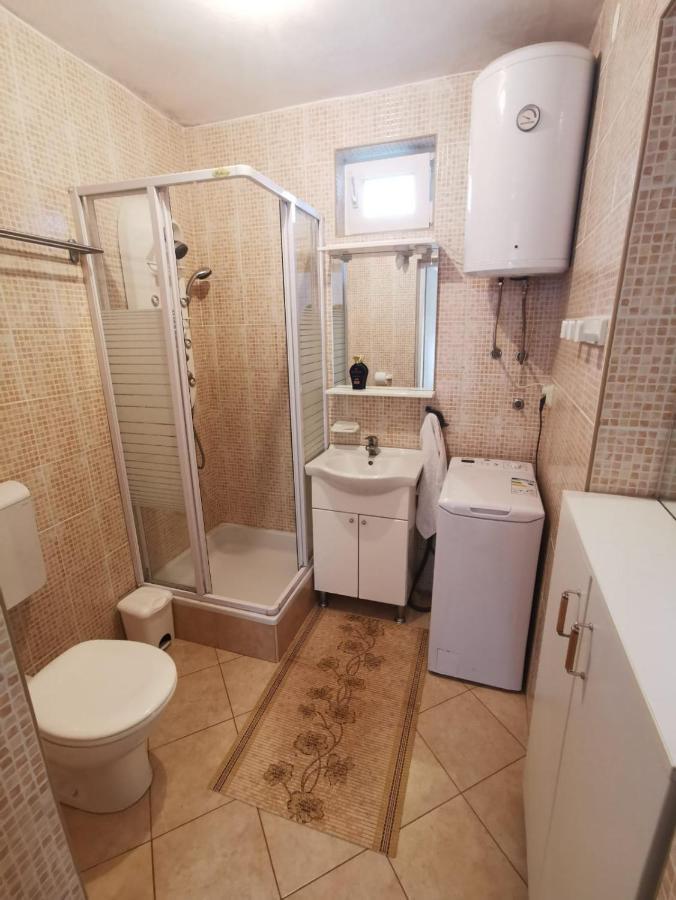 Village Apartment Zagvozd Exterior foto